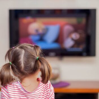 کودکانی که زیاد به تلویزیون در خطر دیابت هستند