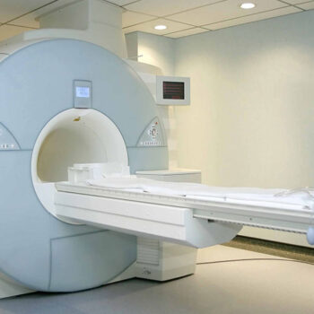 بیمارستانی در انگلیس از واقعیت مجازی برای MRI کودکان استفاده می‌کند